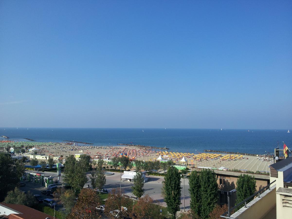 Hotel Euromar Rimini Exterior foto